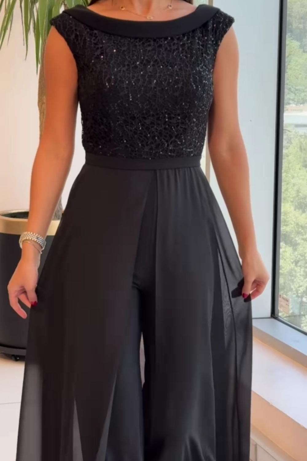 Elsa – Mono de tul con elegancia moderna