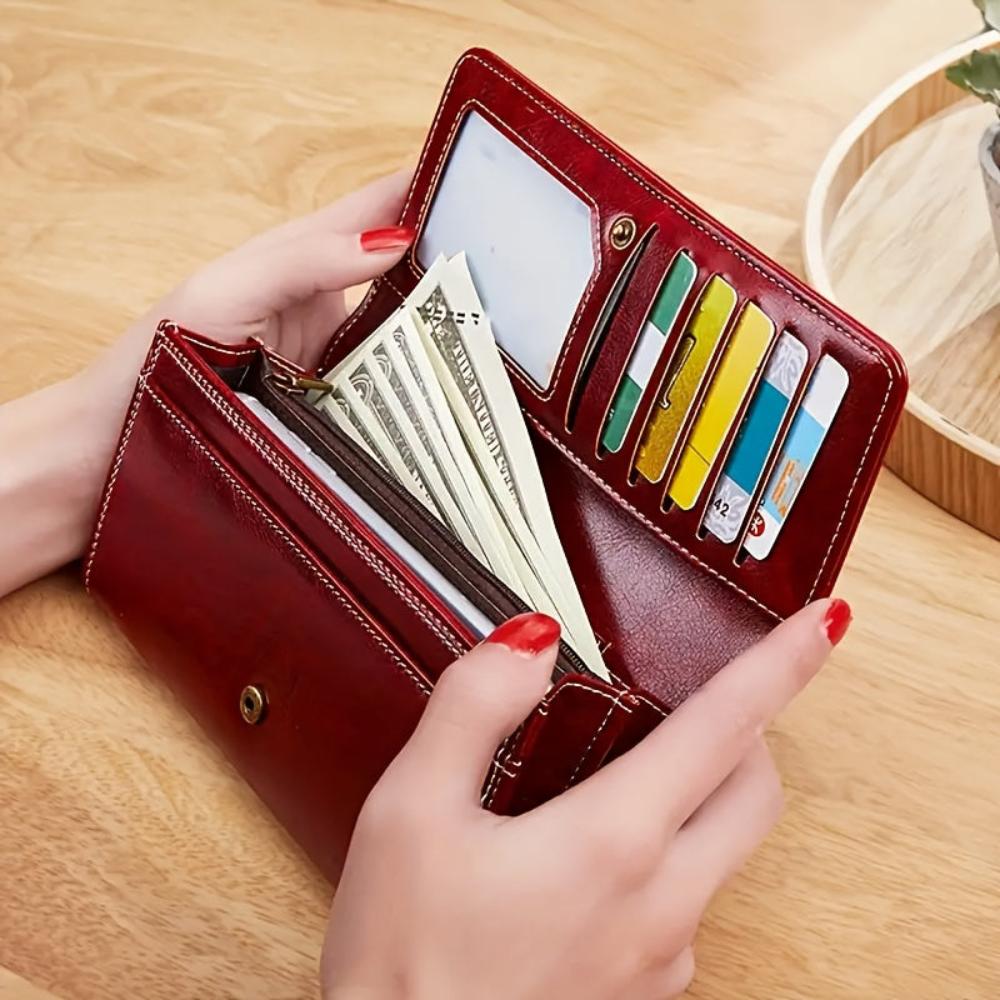 Moderna y Elegante Cartera Bifold de Eva