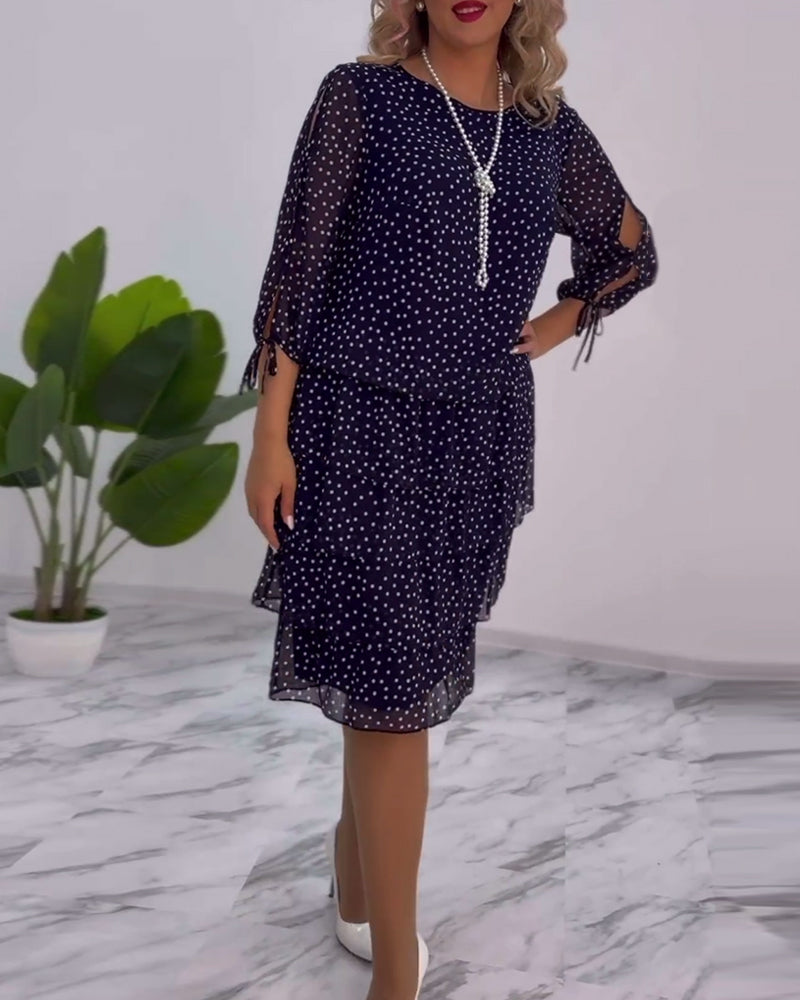 María – Vestido Elegante de Lunares con Falda Fruncida