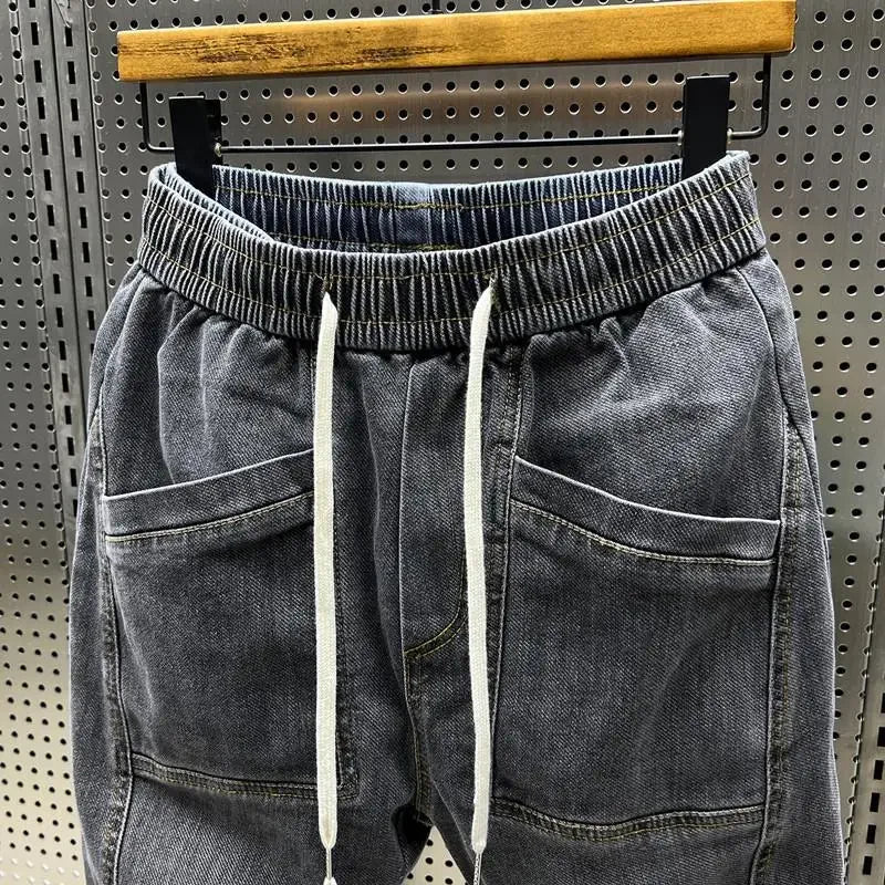 Adrian – Pantalones denim modernos con comodidad jogging