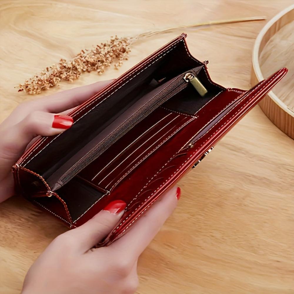Moderna y Elegante Cartera Bifold de Eva