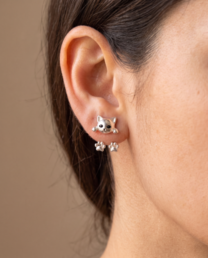 Aretes Bañados en Plata con Patitas de Gato